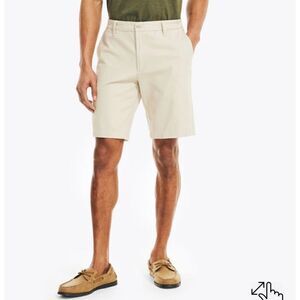 NWT Nautica Shorts Men’s 30 W Classic Fit 10” Deck Shorts Tan/ True Stone / Casu
